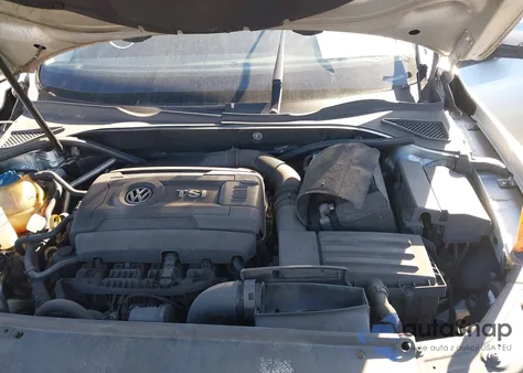 2015 Volkswagen Passat 1.8T Wolfsburg Edition z USA, uszkodzony, nr VIN 1VWAT7A31FC058197